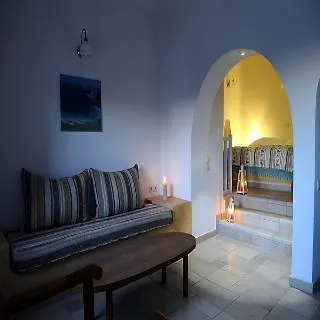 Apart Otel Xaraki Traditional Folégandros