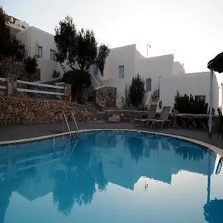 Xaraki Traditional Apart Otel Folégandros